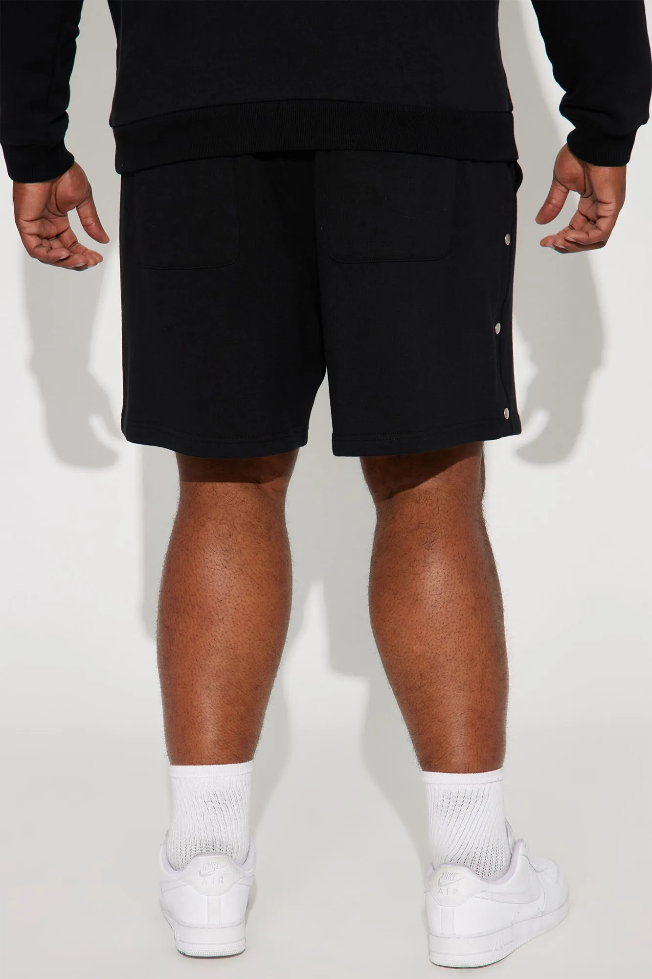 Blaze Up Relaxed Short - Black