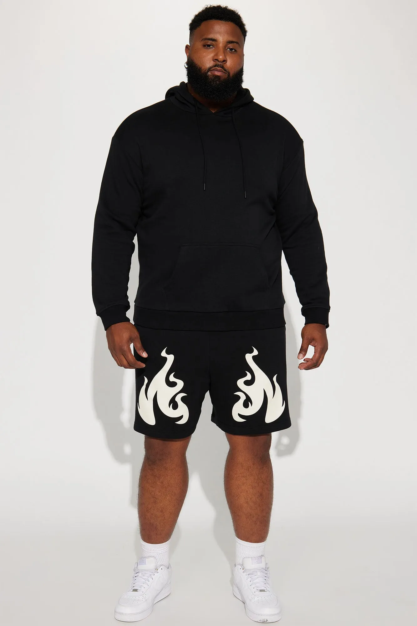 Blaze Up Relaxed Short - Black