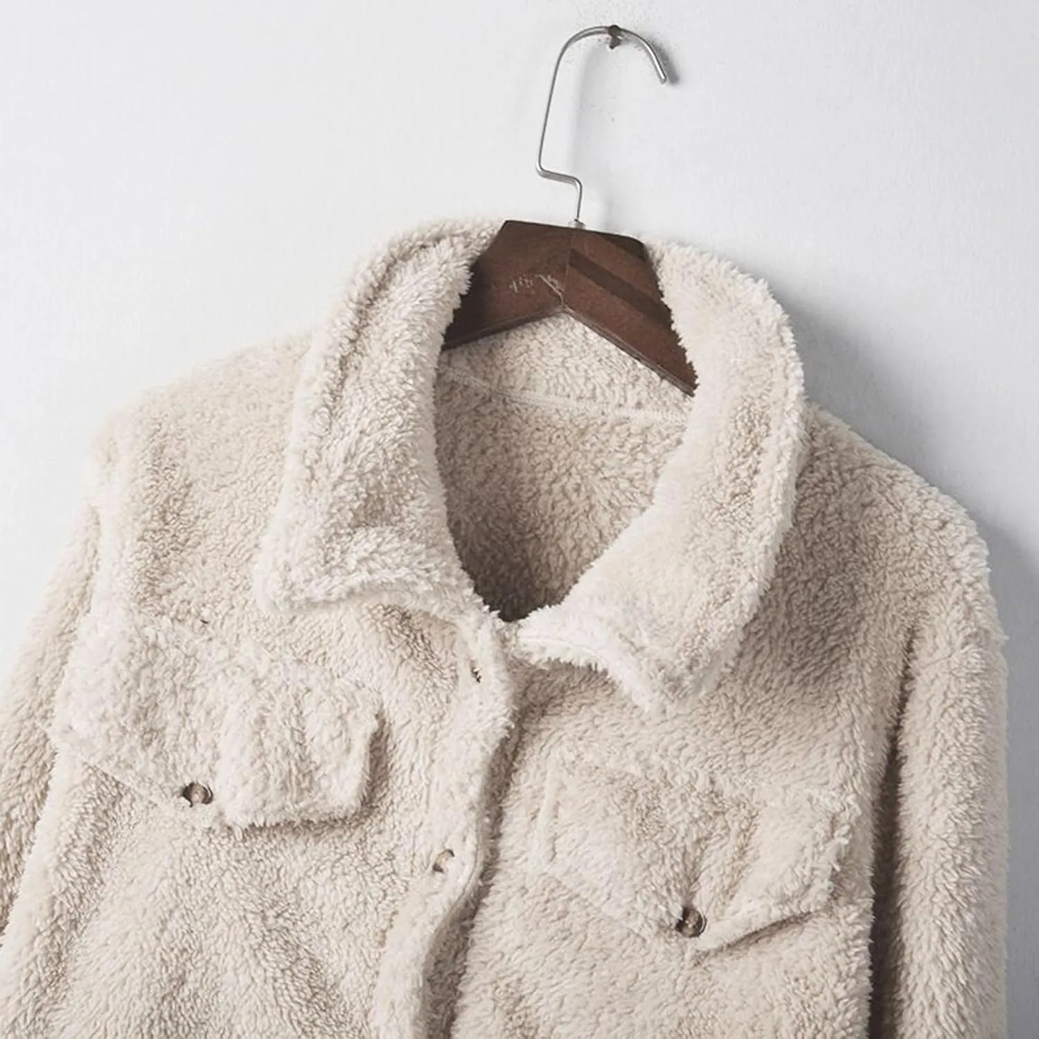 PeQAQ Womens Sherpa Fleece Coats Winter Warm Soft Button Up Woolen Jackets Fuzzy Shacket Plus Size Short Outwear Cardigan